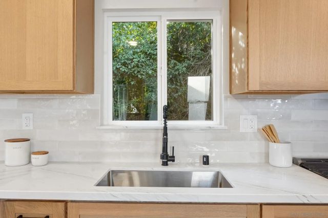 4662 Bancroft St, San Diego, CA 92116