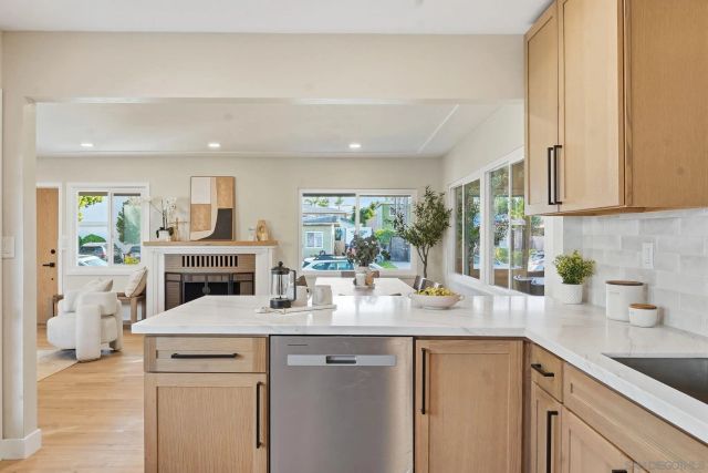 4662 Bancroft St, San Diego, CA 92116