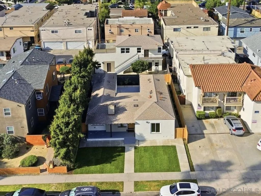 4662 Bancroft St, San Diego, CA 92116