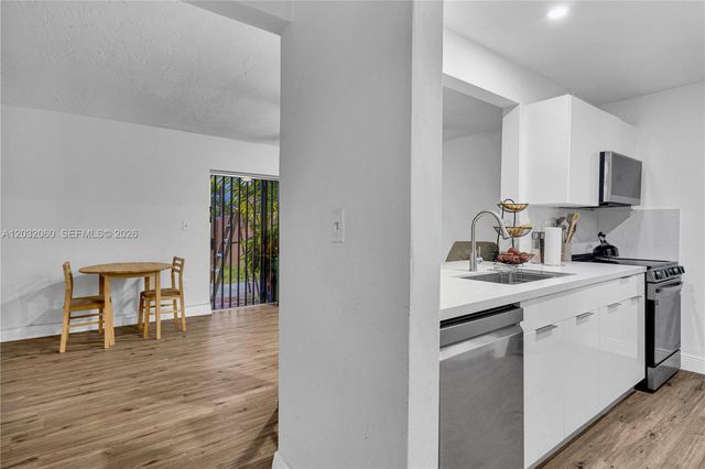 2790 NW 196th St 2790, Miami Gardens, FL 33056