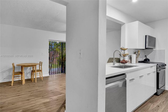 2790 NW 196th St 2790, Miami Gardens, FL 33056