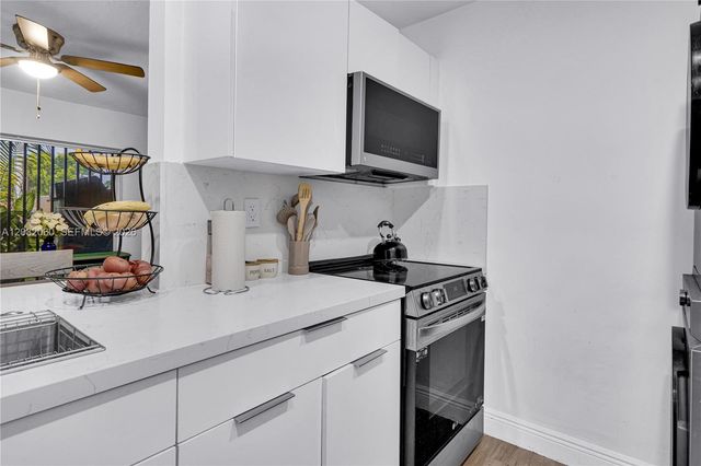 2790 NW 196th St 2790, Miami Gardens, FL 33056