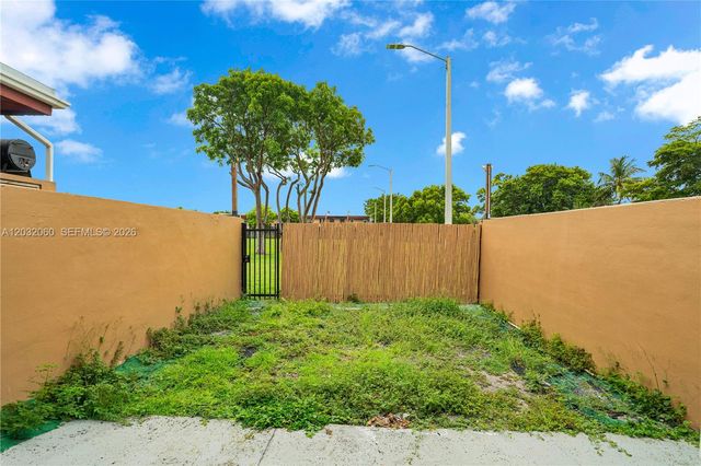 2790 NW 196th St 2790, Miami Gardens, FL 33056