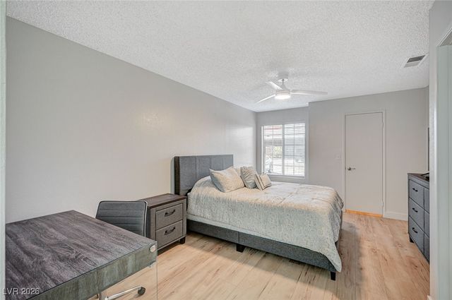 2200 South Fort Apache Road 1064, Las Vegas, NV 89117