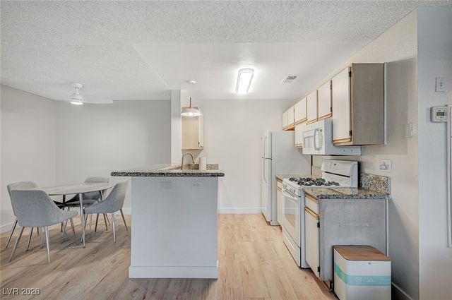 2200 South Fort Apache Road 1064, Las Vegas, NV 89117