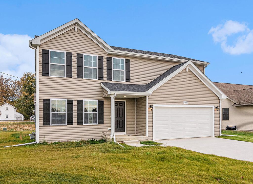 575 River Oaks Drive, Watervliet, MI 49098