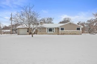 815 Parkview LANE, Mukwonago, WI 53149