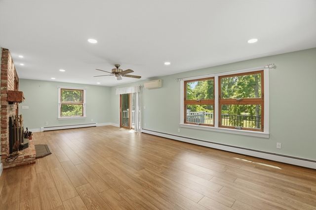 75 Old Main St, Dennis, MA 02670