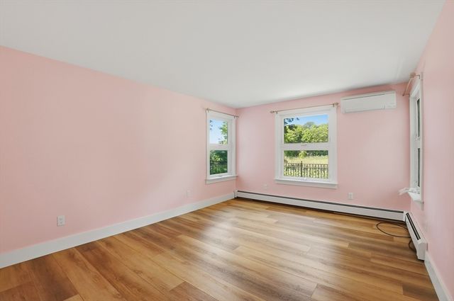 75 Old Main St, Dennis, MA 02670