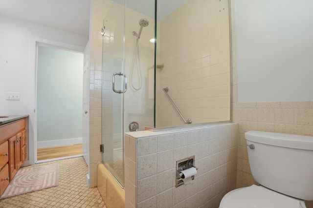 75 Old Main St, Dennis, MA 02670