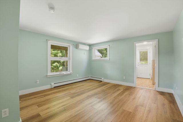 75 Old Main St, Dennis, MA 02670