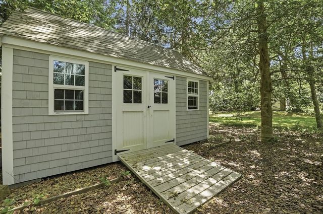 75 Old Main St, Dennis, MA 02670