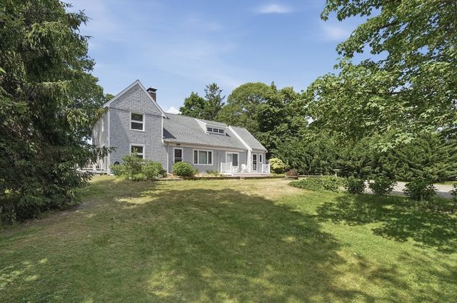 75 Old Main St, Dennis, MA 02670
