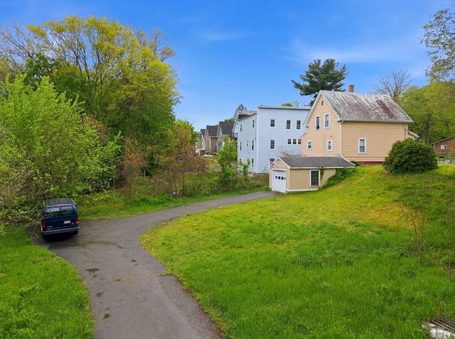 107 Townsend, Fitchburg, MA 01420