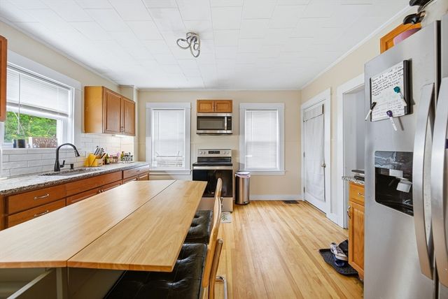 107 Townsend, Fitchburg, MA 01420