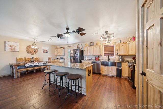 15375 N 247th Road, Okmulgee, OK 74447