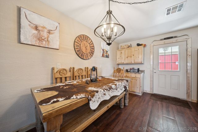 15375 N 247th Road, Okmulgee, OK 74447