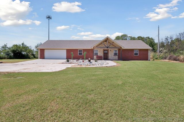 15375 N 247th Road, Okmulgee, OK 74447