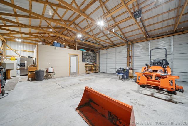 15375 N 247th Road, Okmulgee, OK 74447