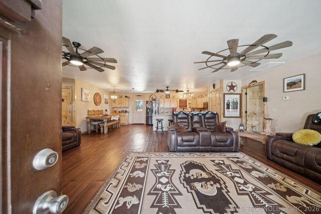 15375 N 247th Road, Okmulgee, OK 74447