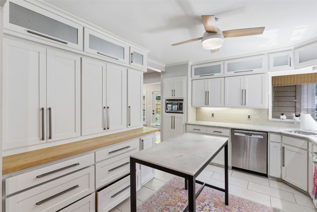 3637 Shelby Drive, Fort Worth, TX 76109
