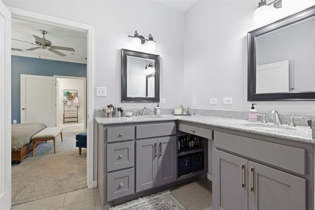 3637 Shelby Drive, Fort Worth, TX 76109