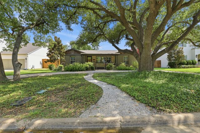 3637 Shelby Drive, Fort Worth, TX 76109