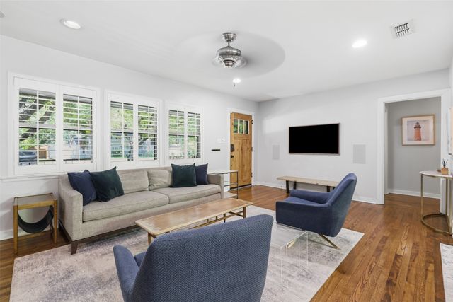 3637 Shelby Drive, Fort Worth, TX 76109