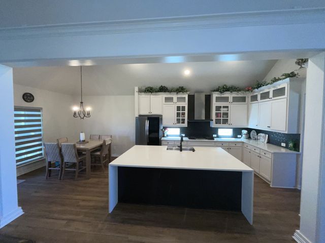 214 Tradd Street, Glenn Heights, TX 75154