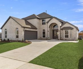 214 Tradd Street, Glenn Heights, TX 75154