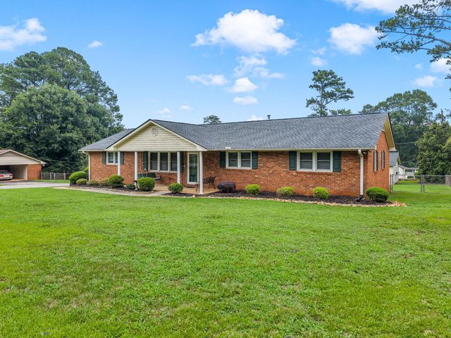 1303 Springfield Road, Boiling Springs, SC 29316