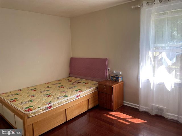 43 WALLACE RD, Princeton Junction, NJ 08550