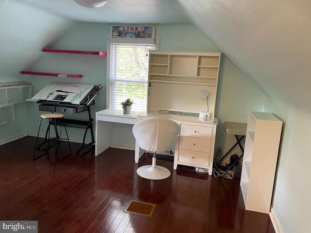 43 WALLACE RD, Princeton Junction, NJ 08550