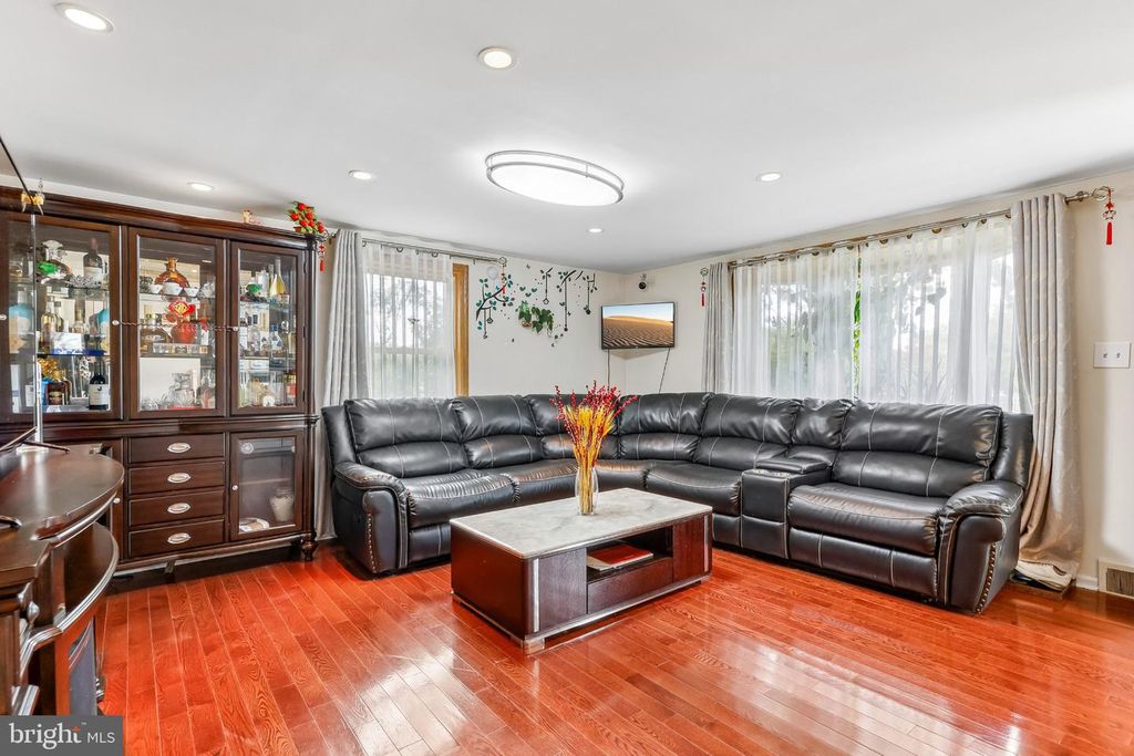 43 WALLACE RD, PRINCETON JUNCTION, NJ 08550 — photo 5
