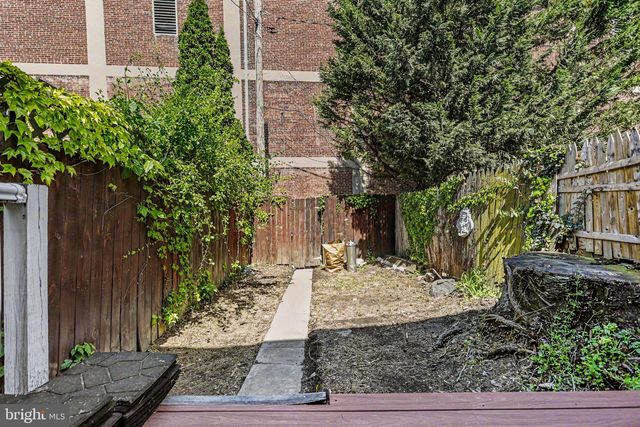 45 N BROAD ST, York, PA 17403