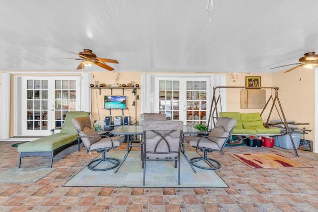 18201 SW 87th Avenue, Palmetto Bay, FL 33157