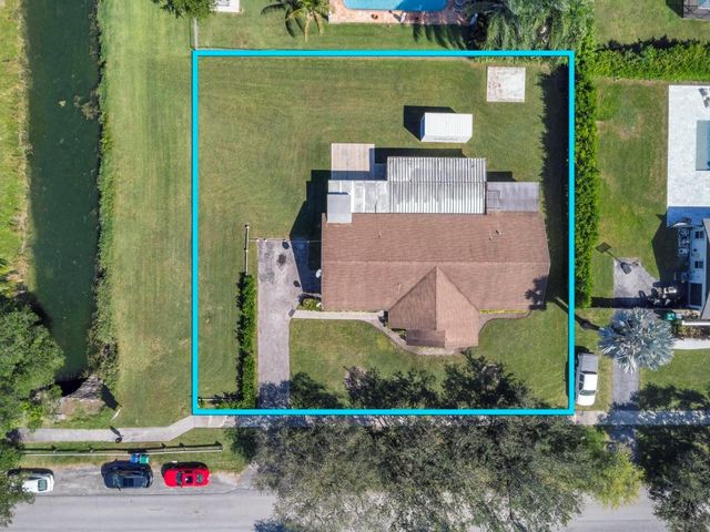18201 SW 87th Avenue, Palmetto Bay, FL 33157
