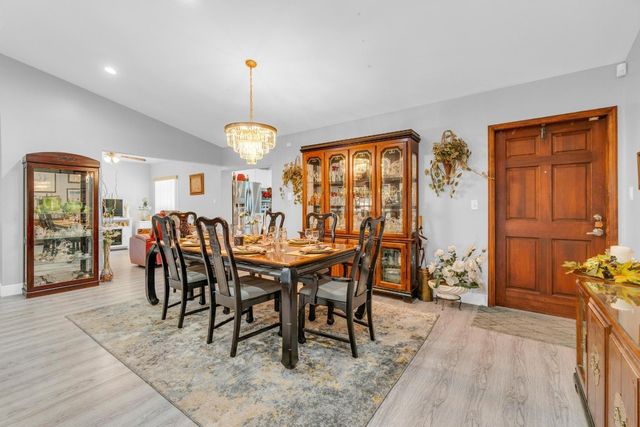 18201 SW 87th Avenue, Palmetto Bay, FL 33157