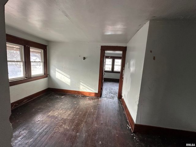 1504 CAROLINA Avenue, Springfield, IL 62702