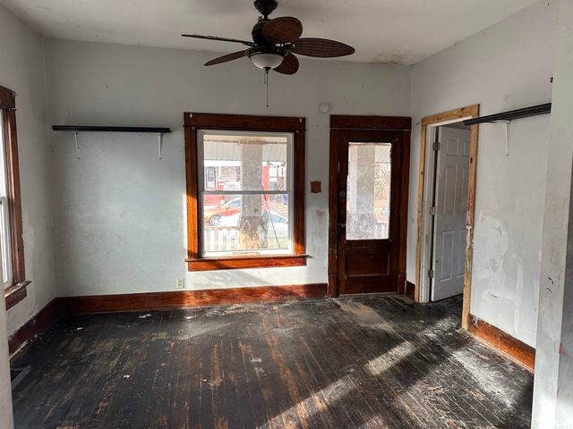 1504 CAROLINA Avenue, Springfield, IL 62702