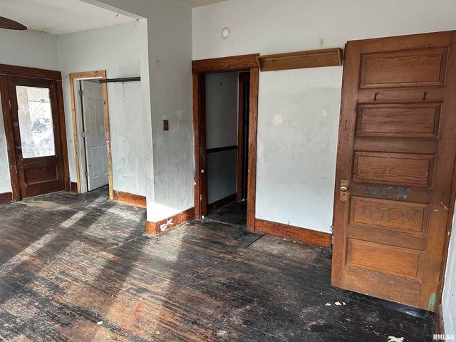 1504 CAROLINA Avenue, Springfield, IL 62702