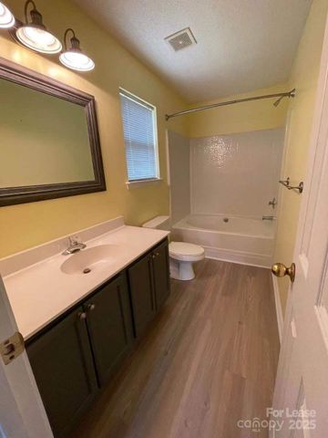 4215 Suttle Place, Matthews, NC 28104