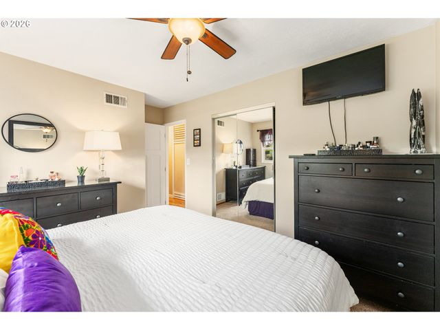2209 Ne 108TH Ave, Portland, OR 97220