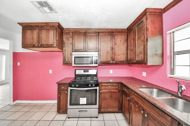 12474 Birdie Lane, Houston, TX 77015