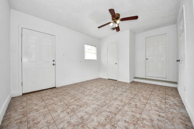 12474 Birdie Lane, Houston, TX 77015