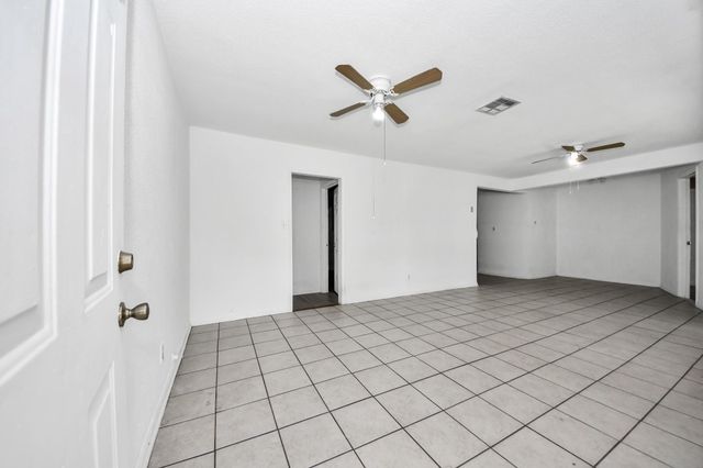 12474 Birdie Lane, Houston, TX 77015