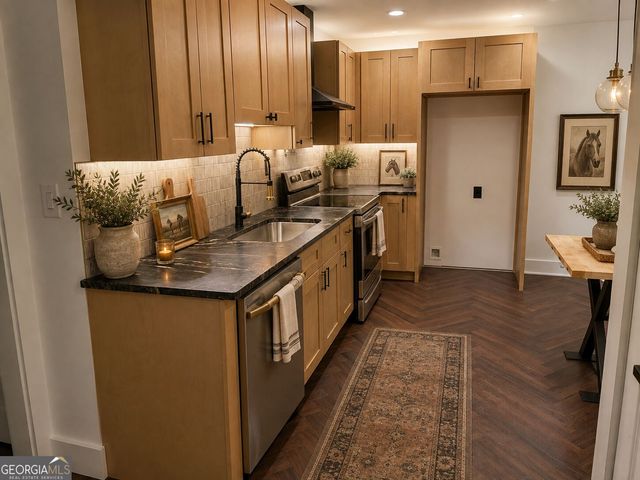 20 Colony Ridge Place, Johns Creek, GA 30022