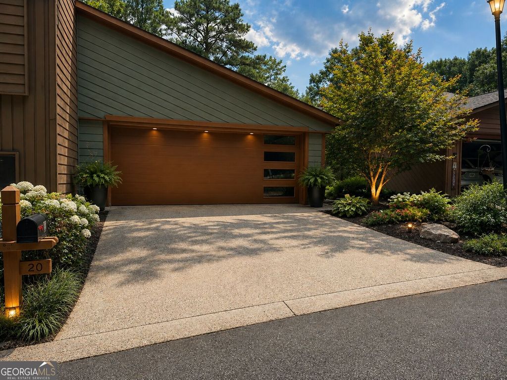 20 Colony Ridge Place, Johns Creek, GA 30022
