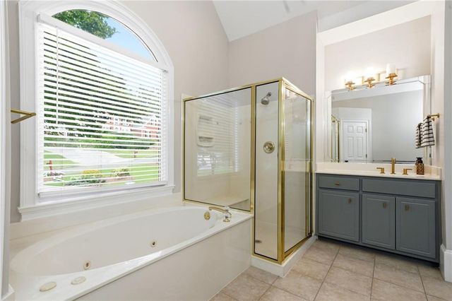 1085 Waterbury Close, Powder Springs, GA 30127