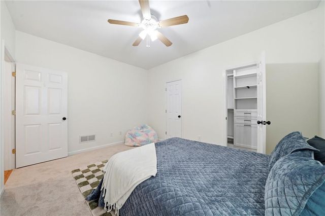 1085 Waterbury Close, Powder Springs, GA 30127